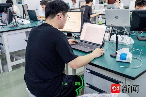 江蘇大學(xué)京江學(xué)院42名精英學(xué)子在先進(jìn)成圖技術(shù)與產(chǎn)品信息建模創(chuàng)新大賽中展現(xiàn)卓越風(fēng)采